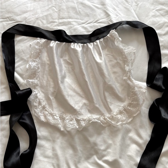 Lovers lane French maid lace trimmed Women's jacket and apron - Picture 4 of 4